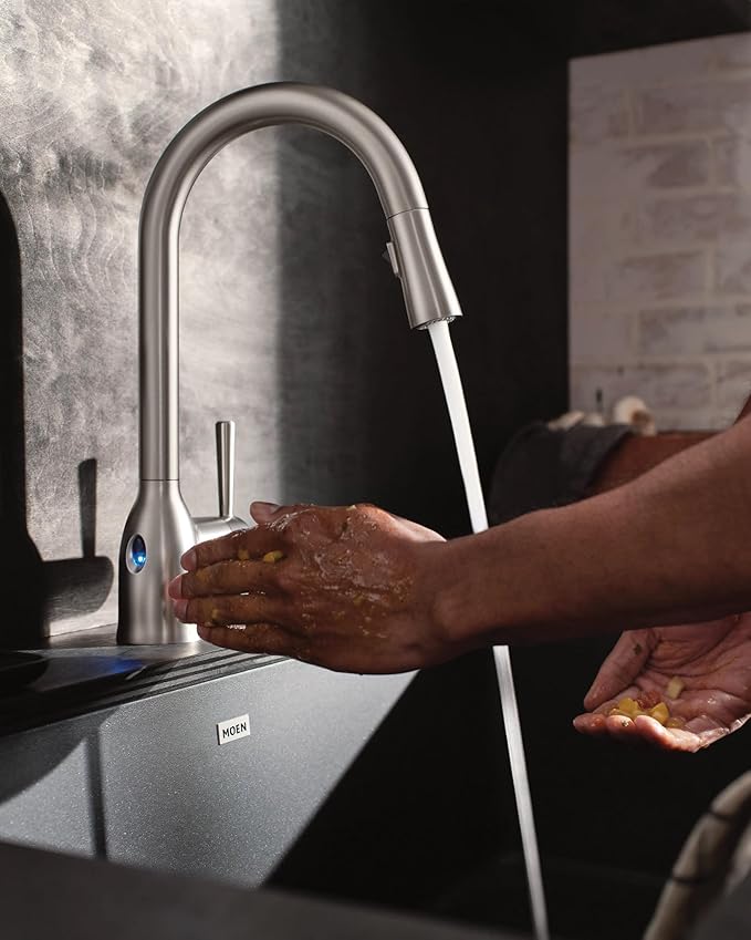 Moen Adler Spot Resist Stainless Motionsense Wave Sensor Touchless One Handle Pulldown Kitchen Faucet Featuring Power Clean, 87233EWSRS