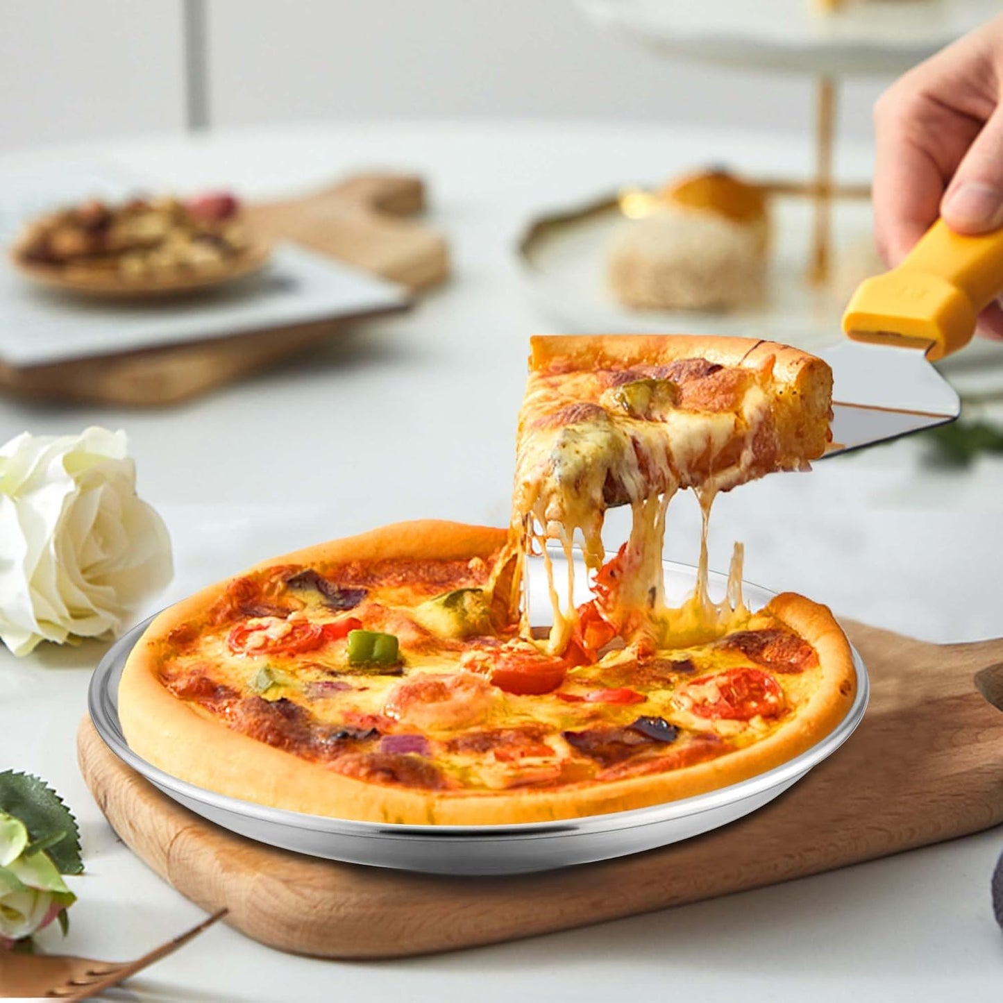 TeamFar Pizza Pan Set, 9 Inch Stainless Steel Round Pizza Trays, Metal Pizza Dish Plates for Oven Bakeware Baking Serving, Non-Toxic & Sturdy, Easy Clean & Dishwasher Safe, 3 PCS