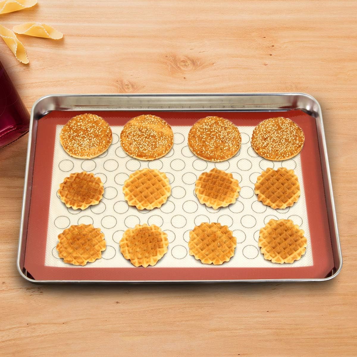 Baking Sheet with Silicone Mat Set, Set of 8 (4 Sheets + 4 Mats), Stainless Steel Cookie Sheet Baking Pans with Reusable Silicone Baking Mat, Non Toxic & Heavy Duty & Easy Clean