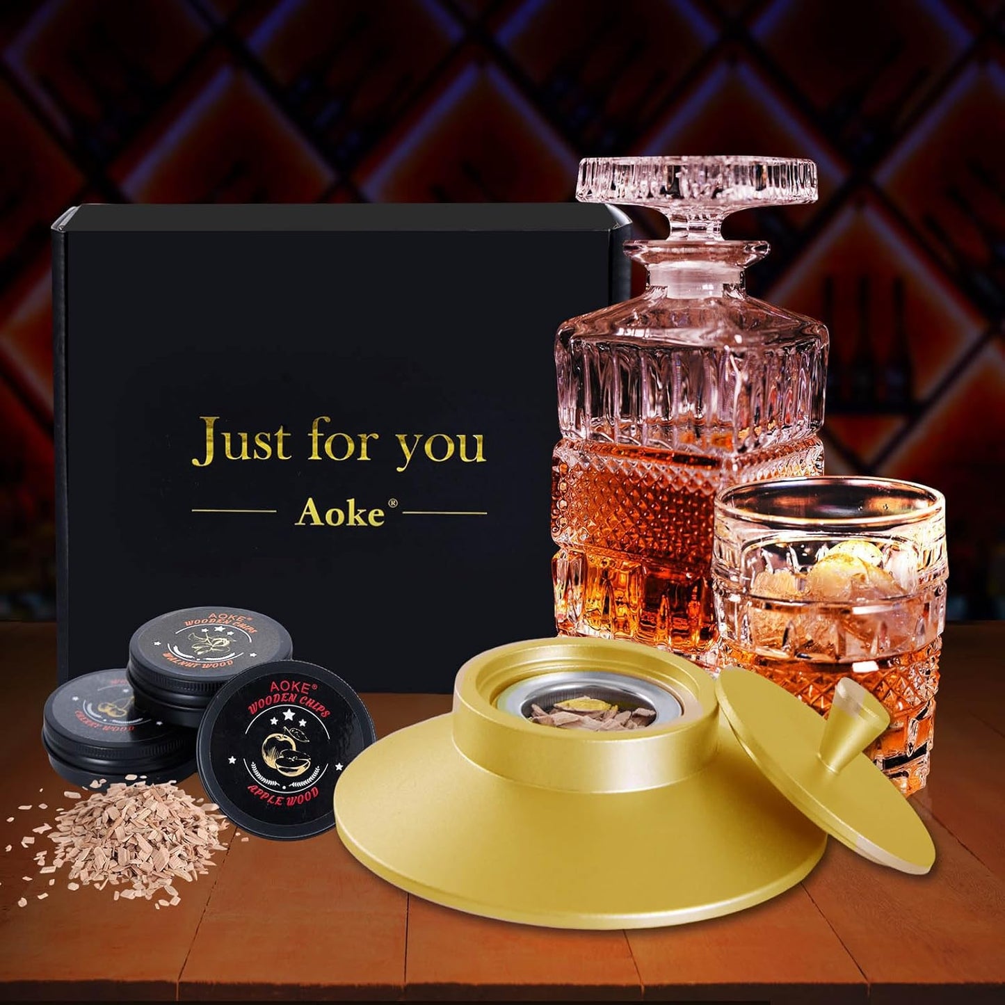 Cocktail Smoker Kit, AOKE Golden Metallic Whiskey Smoker Kit with 4 Flavors Wood Chips for Whiskey and Bourbon, Old Fashioned Smoker kit for Enhancing Drink Flavors, Whiskey Gifts for Men (no Torch)