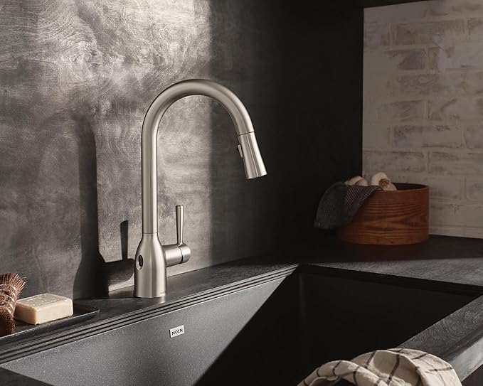 Moen Adler Spot Resist Stainless Motionsense Wave Sensor Touchless One Handle Pulldown Kitchen Faucet Featuring Power Clean, 87233EWSRS