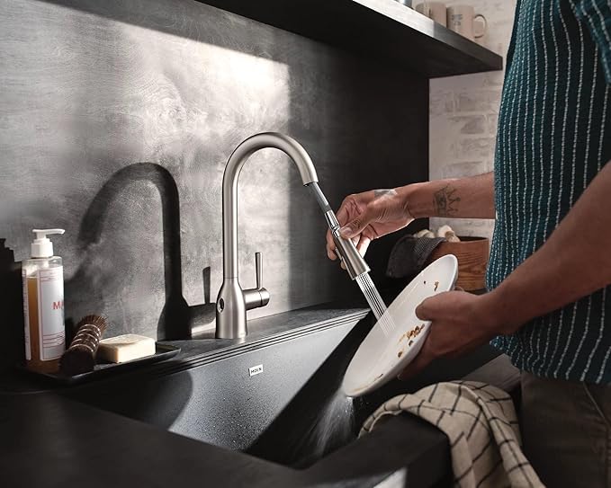 Moen Adler Spot Resist Stainless Motionsense Wave Sensor Touchless One Handle Pulldown Kitchen Faucet Featuring Power Clean, 87233EWSRS