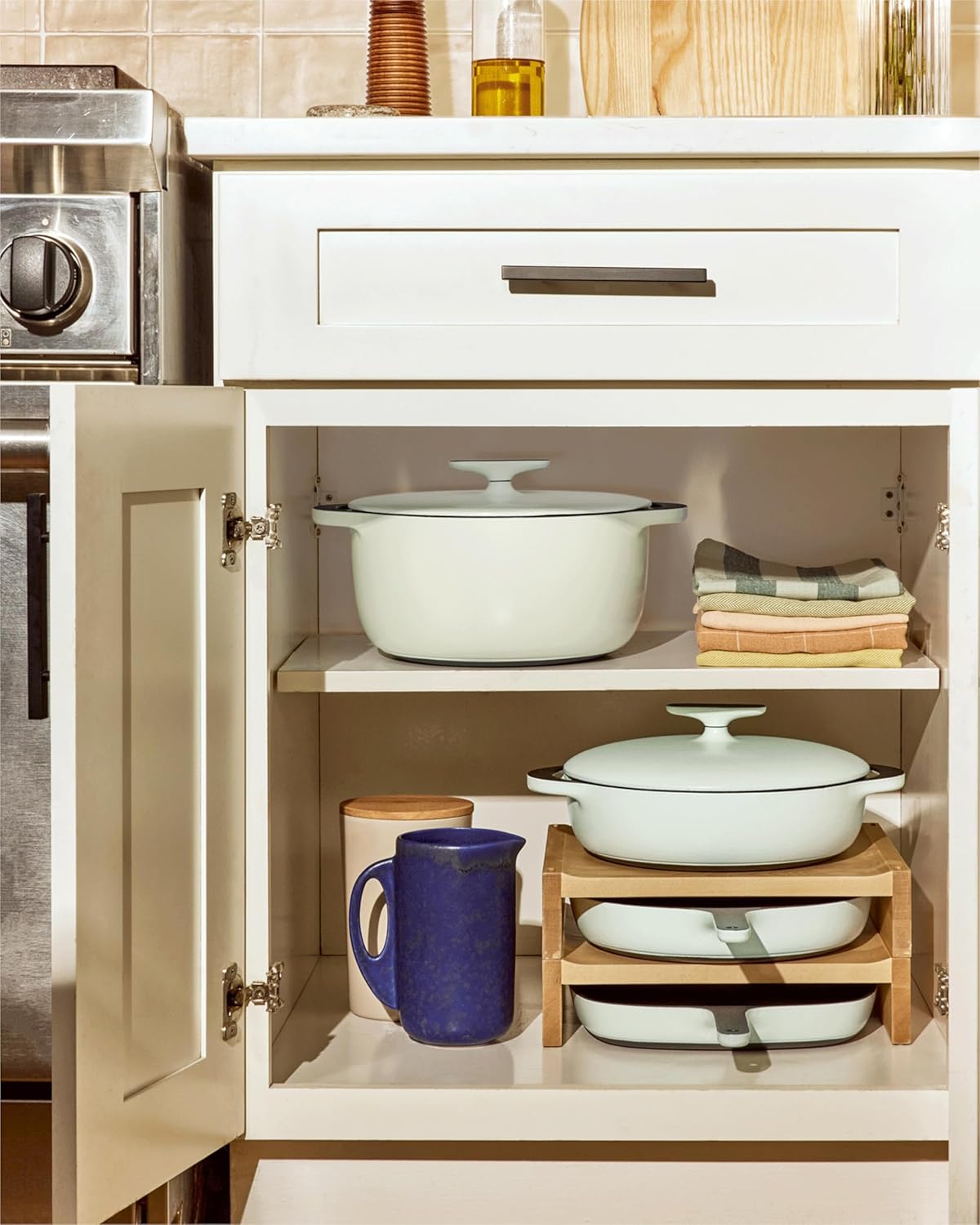 Caraway Enameled Dutch Oven - 6.5 qt Cast Iron Dutch Oven With Lid - 3 Layer Enamel Coating - No Seasoning Required - Compatible With All Stovetops - Oven Safe - No Forever Chemicals - Charcoal