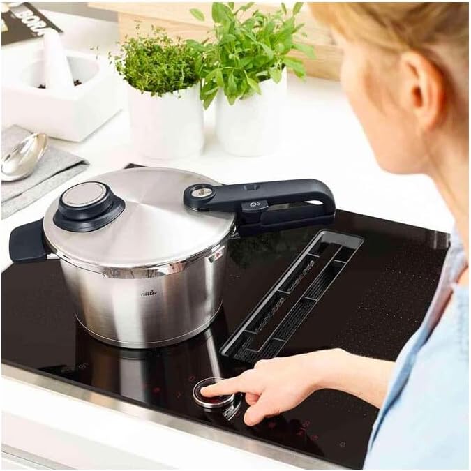 Fissler Vitavit Premium Pressure Cooker with Steamer Insert, 8.5 Quart