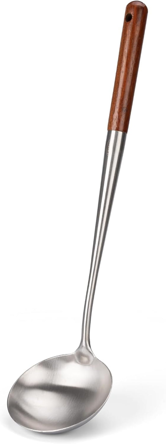 FJNATINH Soup Ladle, Stainless Steel Cooking Ladle for Soup Sauces, Kitchen Ladle Spoon with Heat-proof Wooden Handle, Easy to Clean
