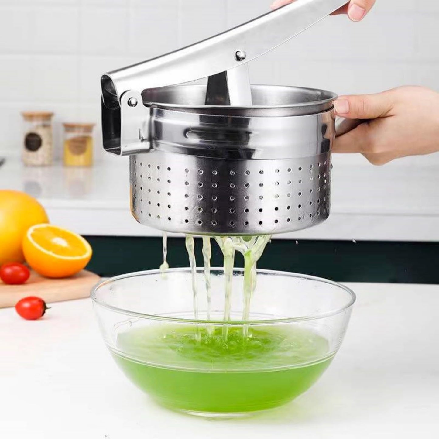 Stainless Steel Potato Ricer Masher,Multi Functional Potato Ricer Press for Pressing Potatoes, Fruits, Vegetables,Manual Masher Kitchen Tool,with 3 Removable and Interchangeable Discs (Bye Hole)