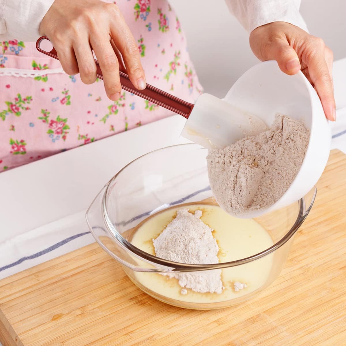 Commercial Rubber Spatula Set of 2, High Heat Resistant Silicone Scrapers 16 Inches, Commercial Spatula for Cooking, Rubber Spatula Set Resistant to 500℉ (2 Scrapers 16"/L)