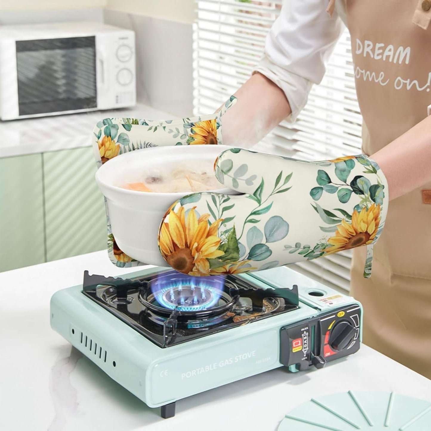 Sunflower Eucalyptus Oven Mitts Pot Holders Set Silicone Heat Resistant Summer Yellow Green Leaves Flowers Oven Mitts and Hot Pads Potholders Non-Slip Oven Gloves for Cooking Baking Grilling