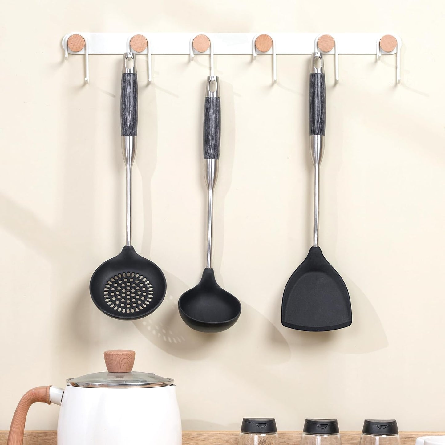 FJNATINH Silicone Wok Spatula,Ladle,Skimmer Tool Set - Stainless Steel Wok Tools, Wok Utensil,Non Stick Heat-Resistant Cooking Utensils BPA Free Kitchen Utensils Cookware (Black Stainless Steel-3PCS)