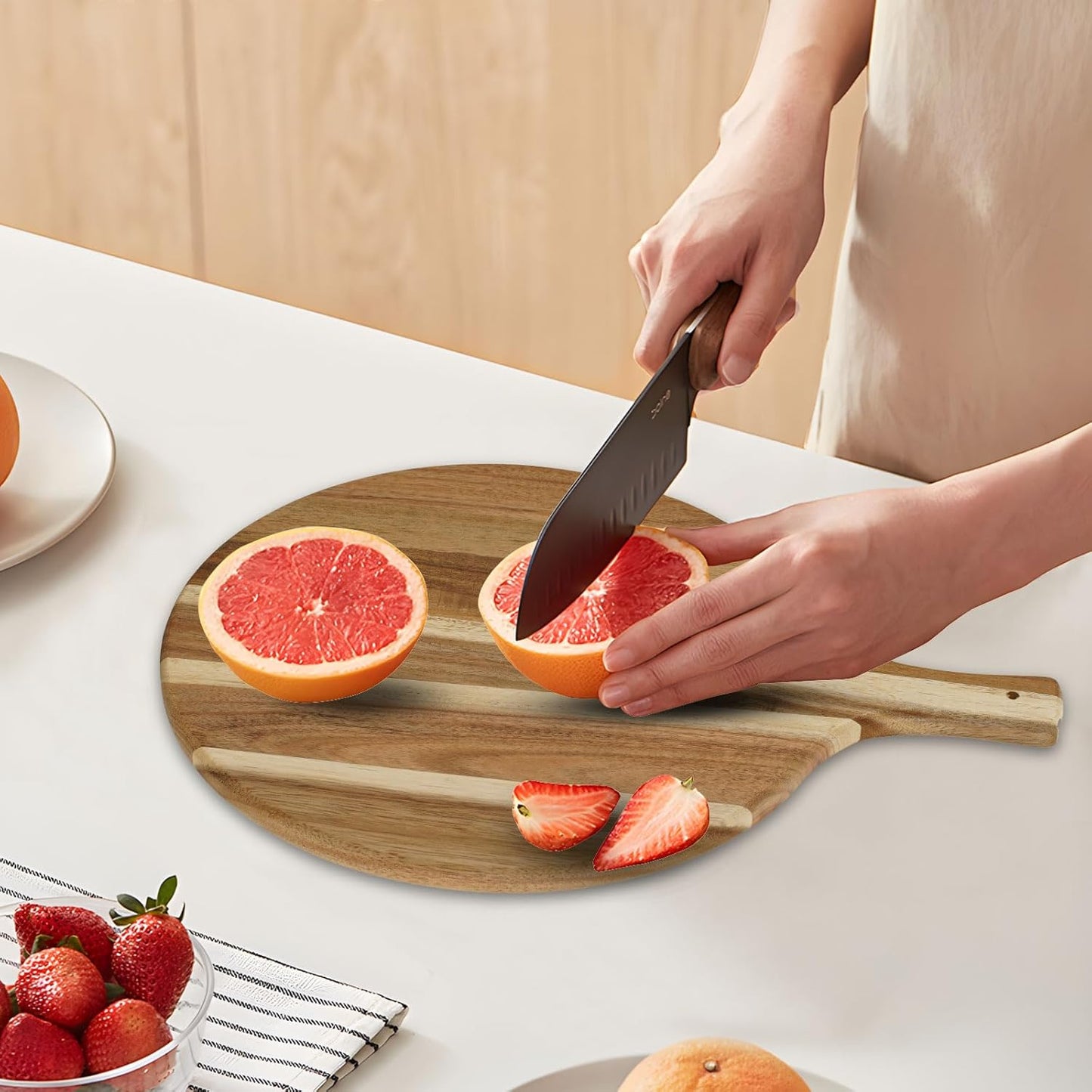 Acacia Wood Round Cutting Board with Handle, Pizza Cutting Boards for Kitchen, Small Wooden Chopping Board, Charcuterie Serving Boards for Cheese, Meat, Vegetables, Bread, 15.7" x 11.8"