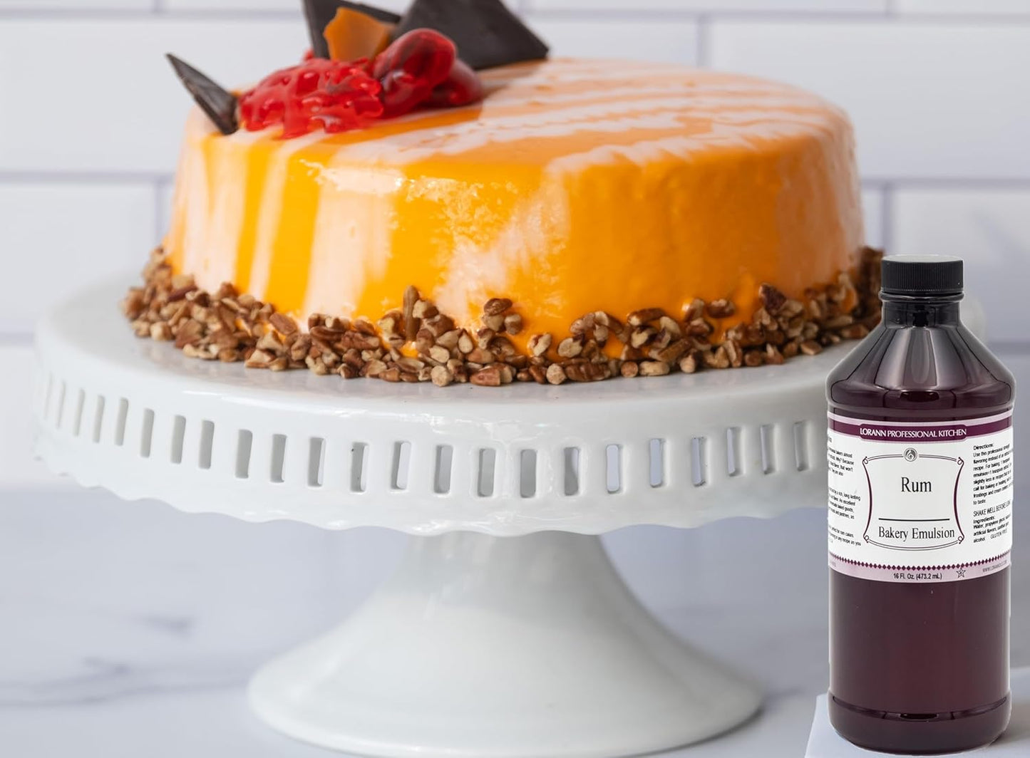 Lorann Oils Rum Bakery Emulsion: Realistic Rum Flavor, Ideal for Enhancing Boozy Notes in Baked Goods, Gluten-Free, Keto-Friendly, Rum Extract Alternative Essential for Your Kitchen
