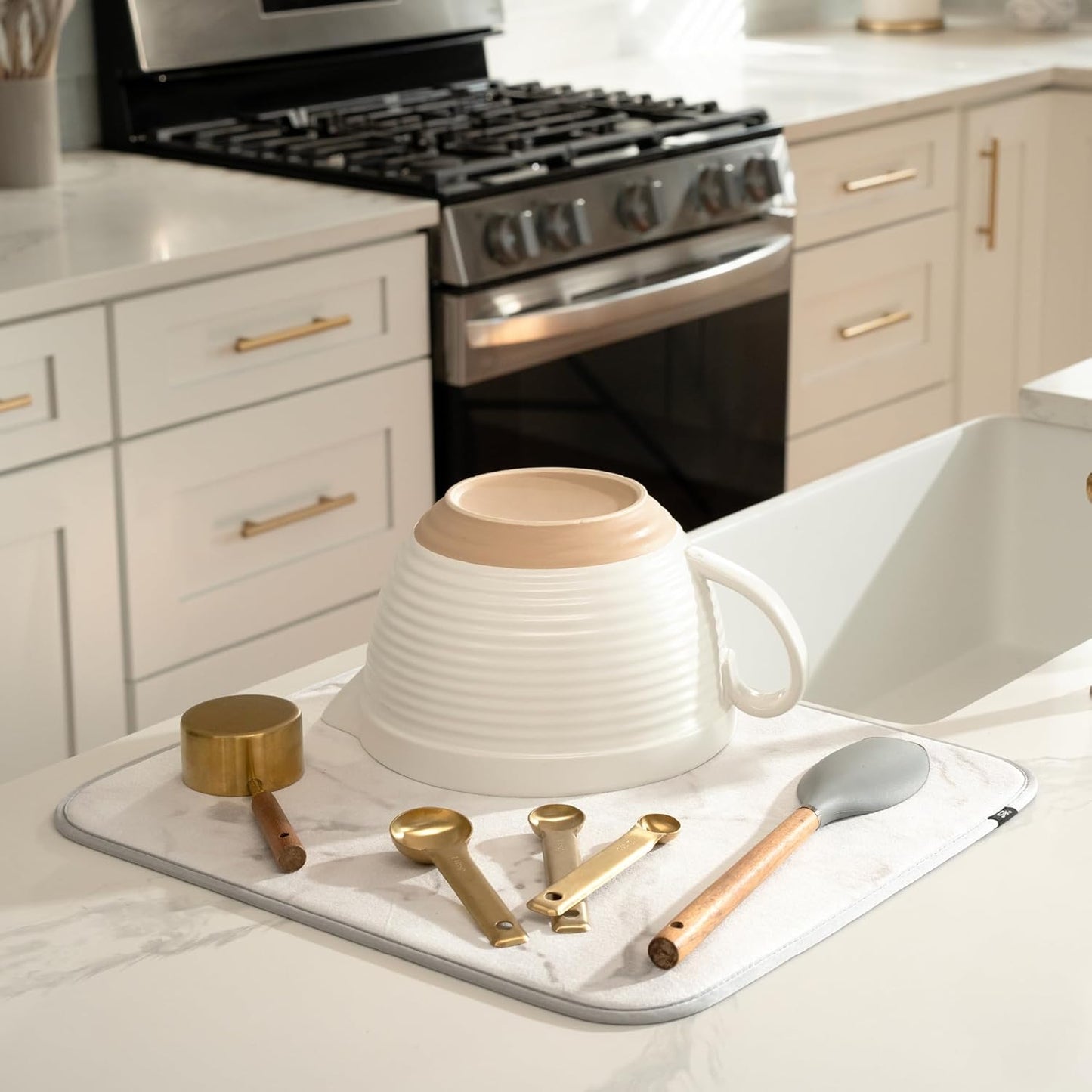 S&T INC. Dish Drying Mat, 16” x 18”, Absorbent Microfiber Kitchen Counter Mat, Dish Drying Pad for Dishes, Utensils, Pots and Pans, Large, Grey Stone