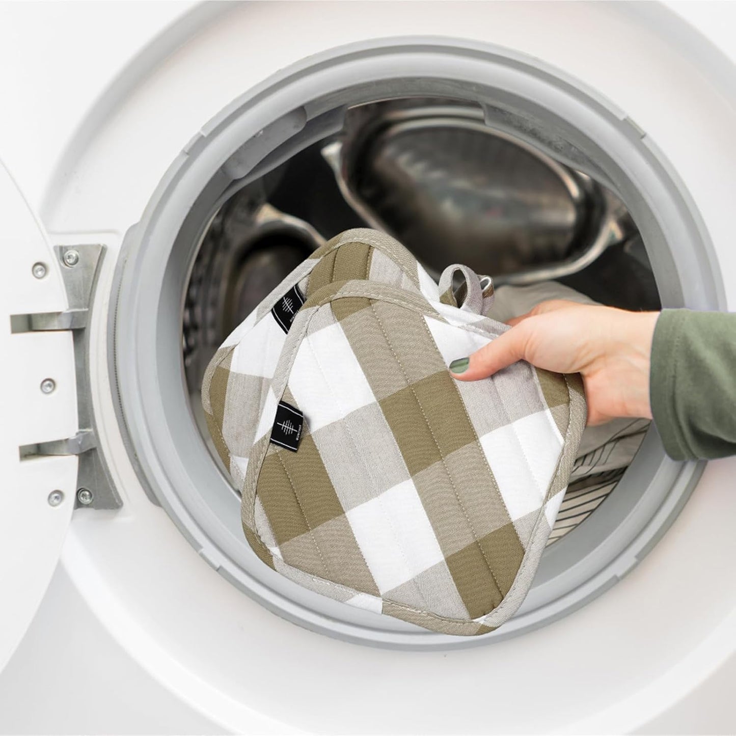 Cotton Pot Holders for Kitchen Heat Resistant Potholder, Hot Pads, Trivet Coaster Non-Slip Potholders Set for Cooking and Baking (2, Light Brown Plaid, Square，8.27 in²)