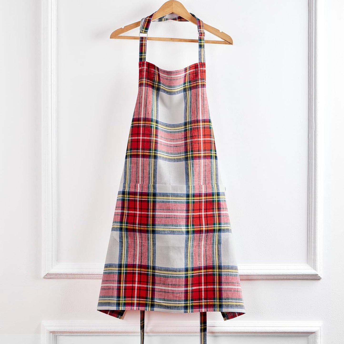 Solino Home Linen Bib Apron for Men & Women - White Plaid Kitchen Apron with Front Pockets - Handcrafted from European Flax