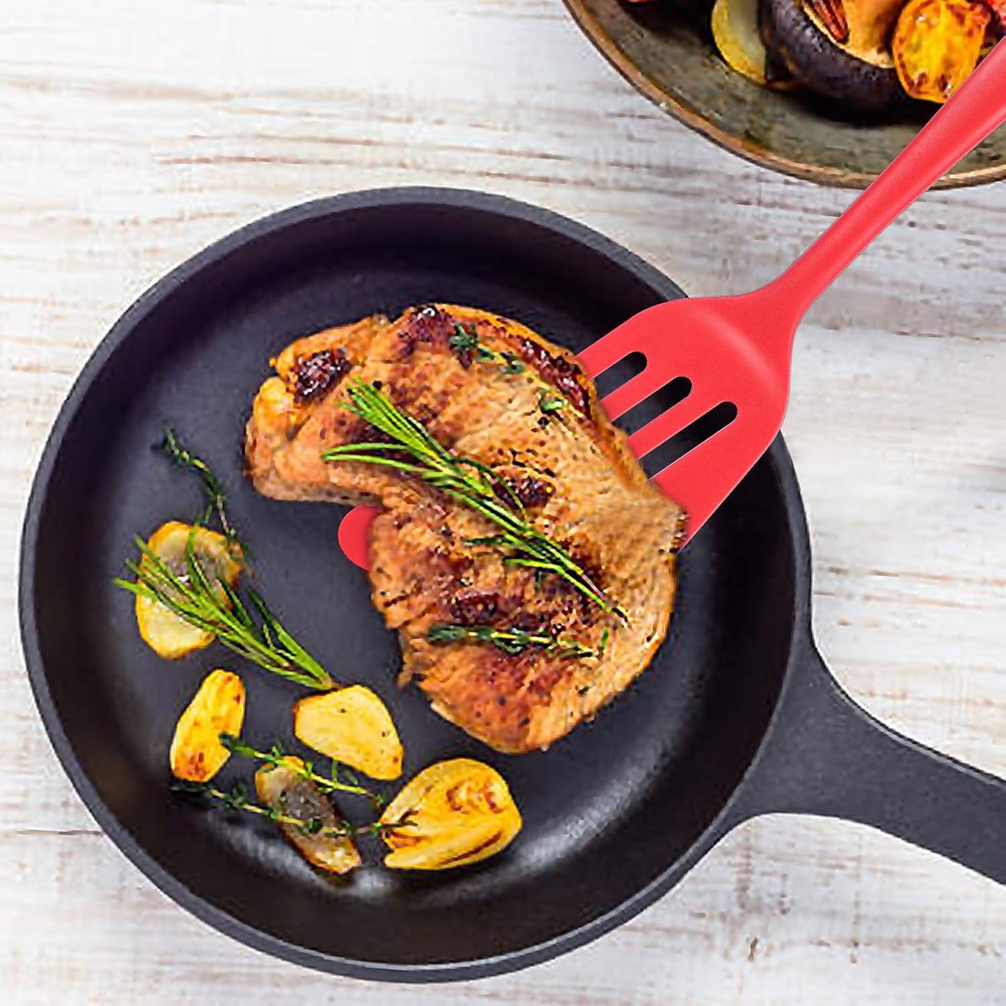 Pack of 2 Silicone Fish Spatula, Non-stick Large Slotted Flipper Turner, High Heat Resistant Kitchen Cookwares for Frying, Cooking Seafood, Meat, Eggs, Omelets, Pancakes, Burgers