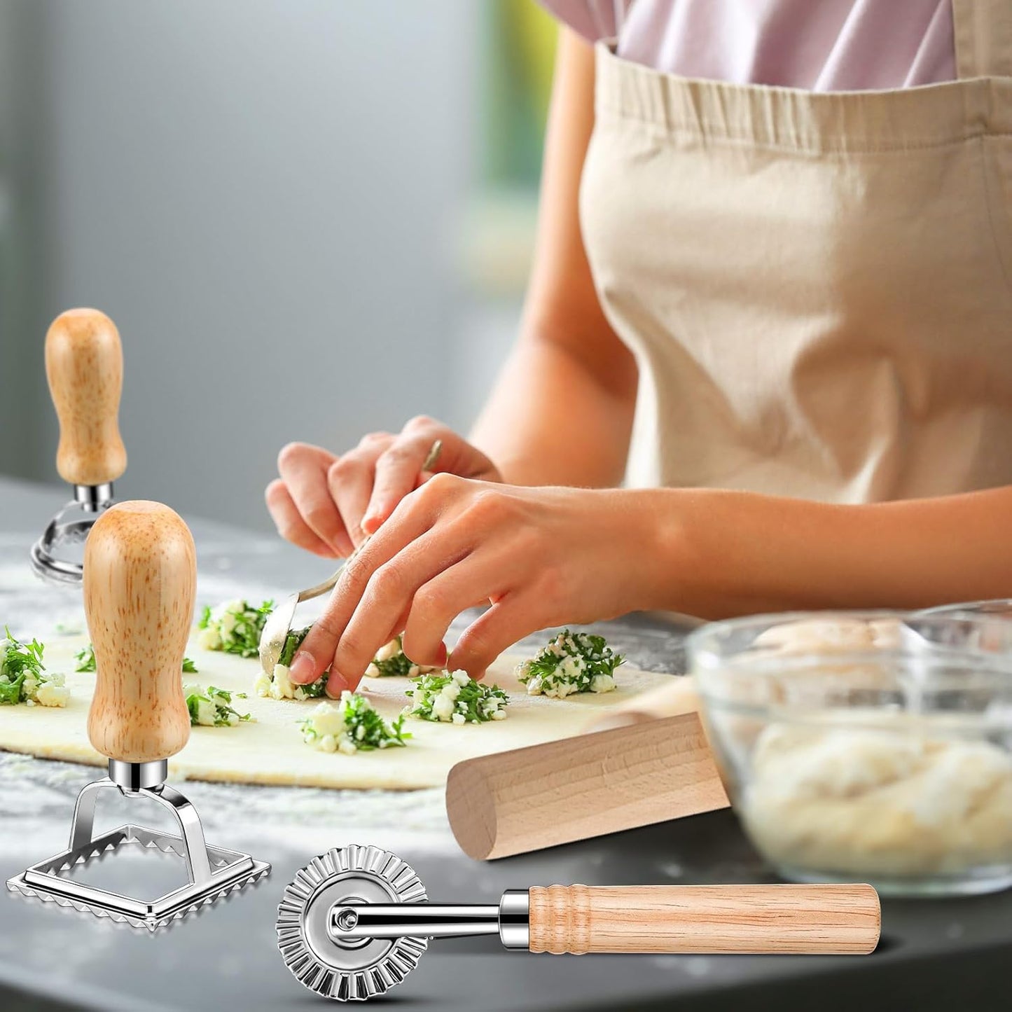 8 Pieces Ravioli Mold Set, ravioli cutter, Ravioli Maker Cutter with Roller Wheel, Ravioli Cutter Set with Wooden Handle, Pasta Making Kit for Ravioli Press Mold. Suitable for home and restaurant us