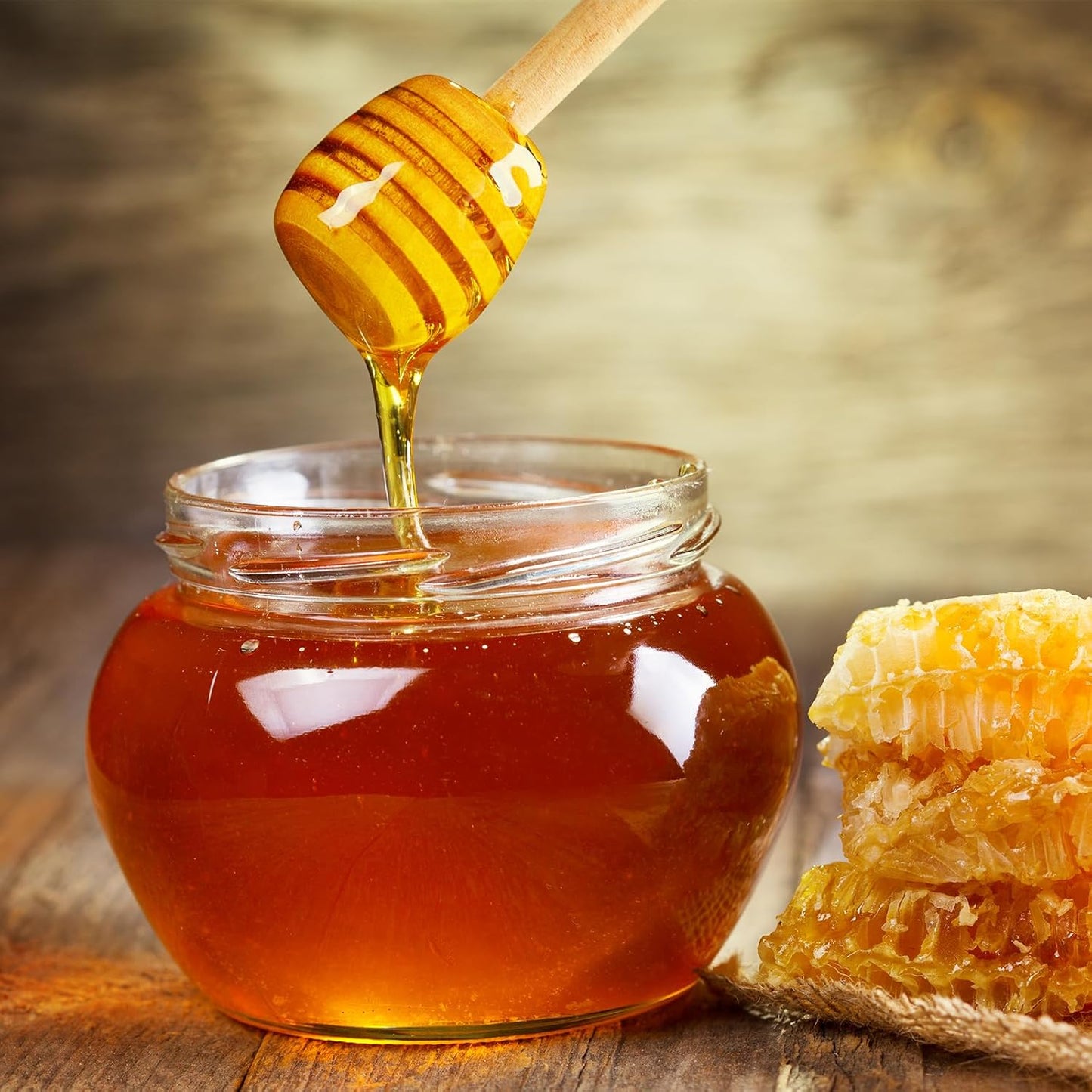 50 PCS Wooden Honey Sticks Dipper 6 Inch, Individually Wrapped Mini Honeycomb Honey Stirrer Stick For Honey Jar Dispense Drizzle Honey and Wedding Party Favors Gift