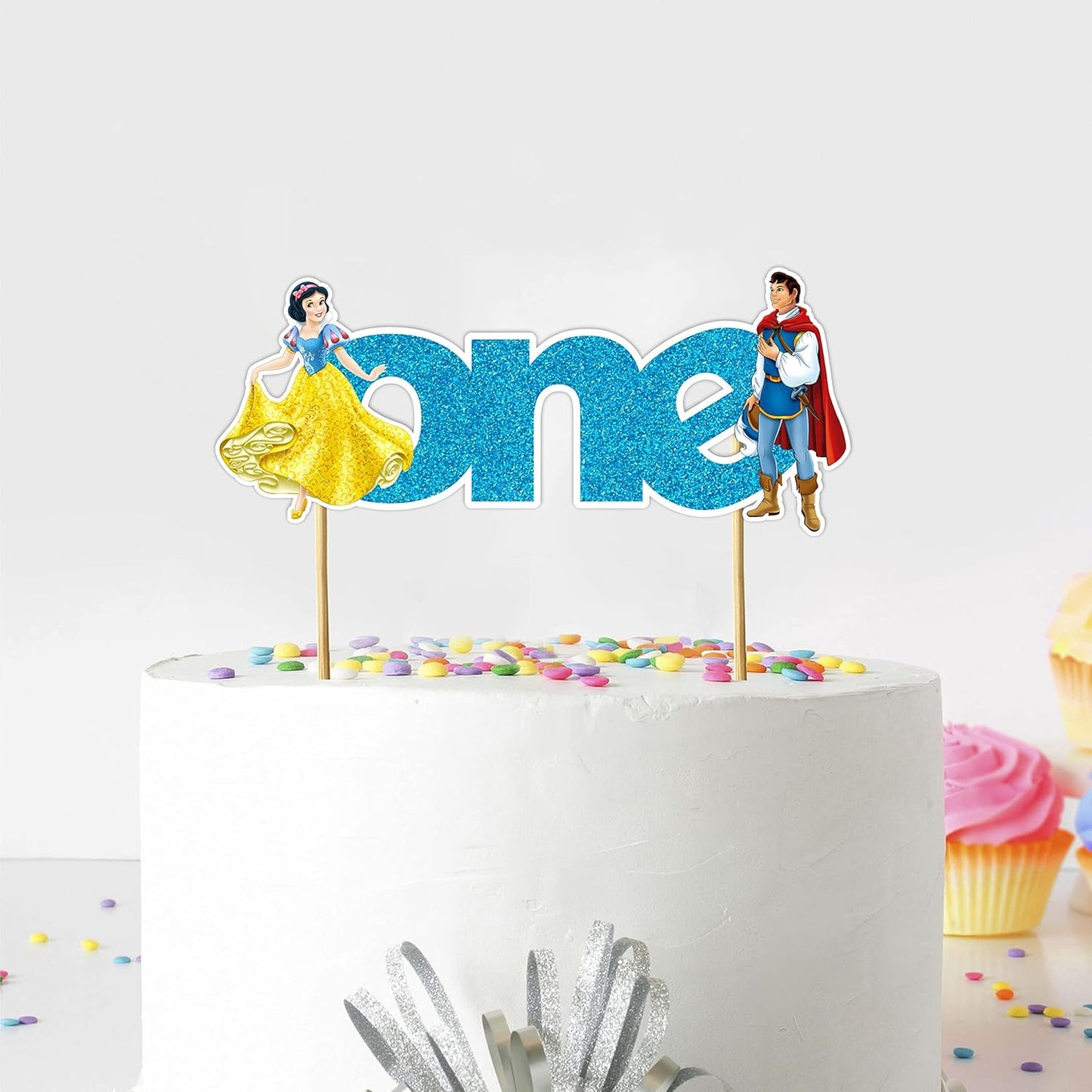 Seyal® Snow White and the Sevn Dwafs One cake topper