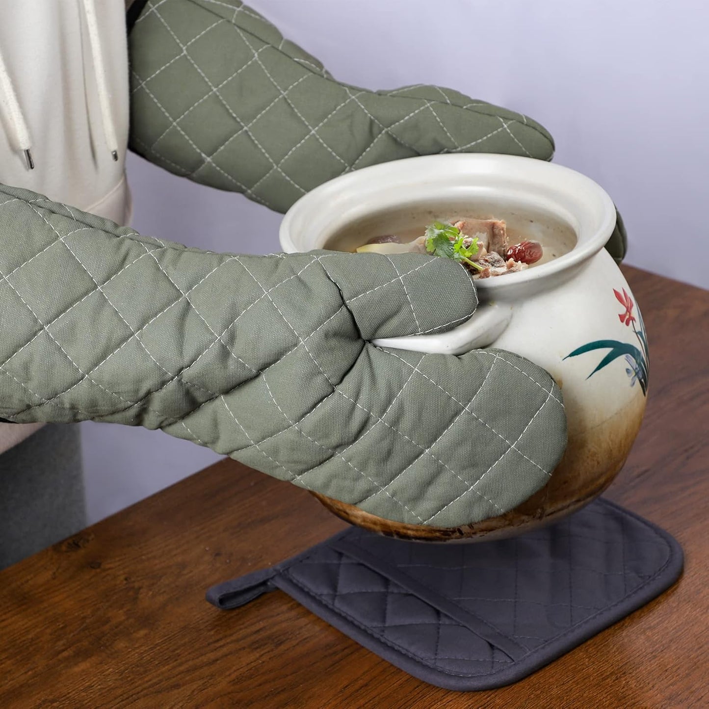 ARCLIBER Oven Mitts Heat Fire Resistant Oven Mitts 425 ° F, Quilted Terry Cloth Cotton Soft Lining Oven Gloves, Extra Long Kitchen Mittens for Cooking Baking