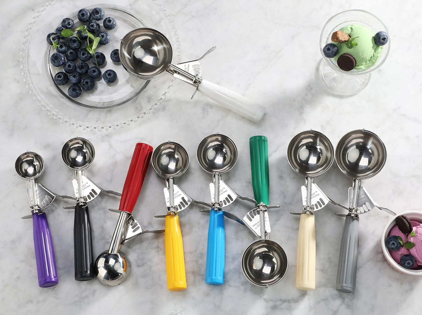 New Star Foodservice 34783 Commercial-Grade Thumb Press Food Disher/Ice Cream Scoop, 18/8 Stainless Steel, 3.75 oz, Size 10, Ivory