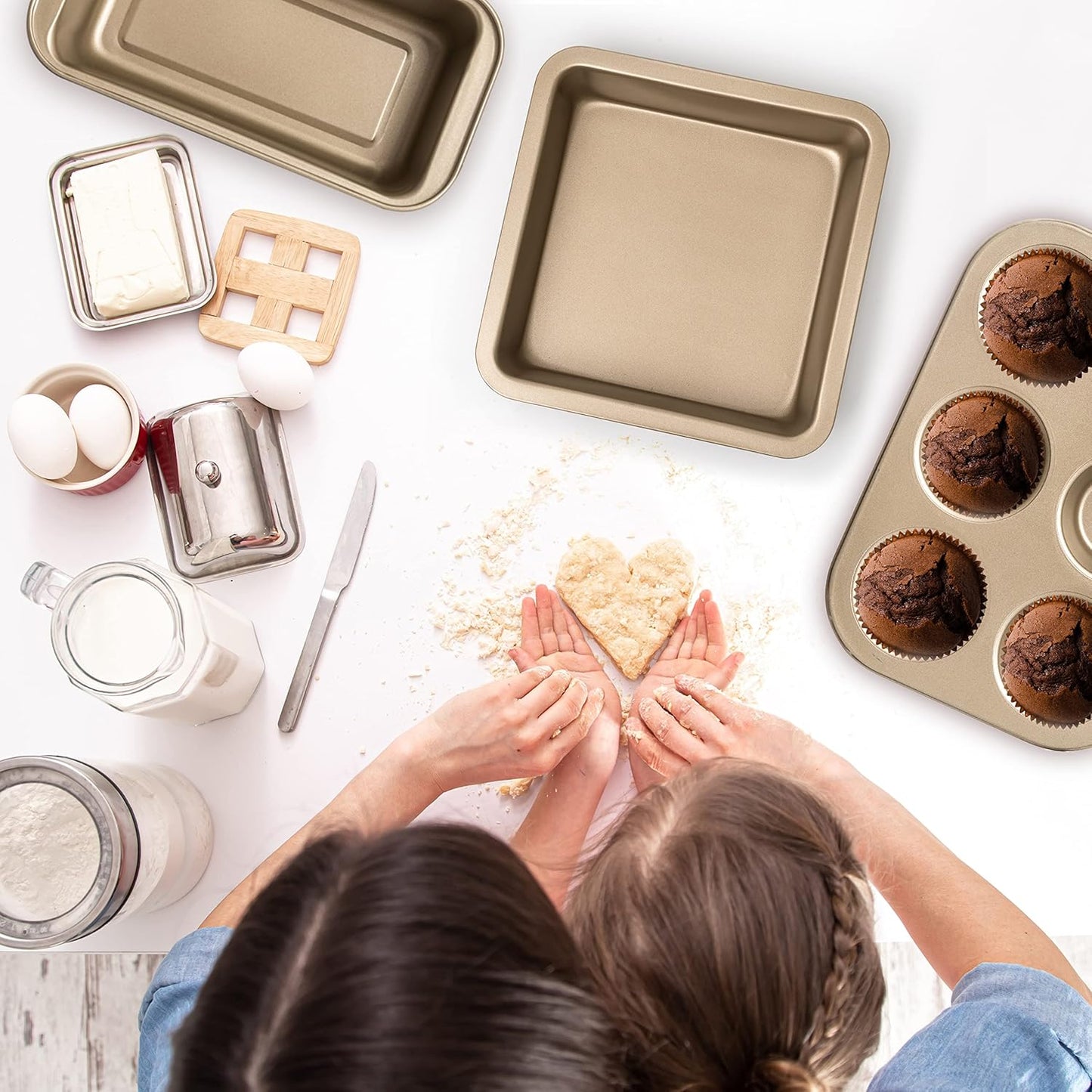 Moss & Stone 5 Piece Baking Pans Set, Carbon Steel Non-Stick PTFE Coating Oven Safe Baking Sheet Set, Bakeware Set With Heat Red Glove, Cookie Sheets For Baking Nonstick Set