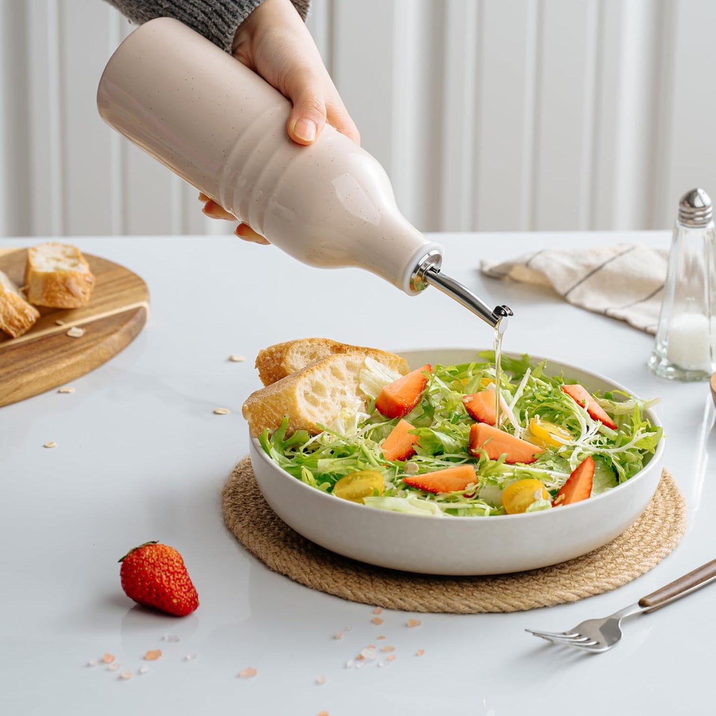 famiware Jupiter 16oz Ceramic Olive Oil Dispenser Bottle, Olive Oil and Vinegar Dispenser Bottle Set of 2 with Stainless Steel Pourers, Suitable for Storage Vinegar, Liquids, Light Pink