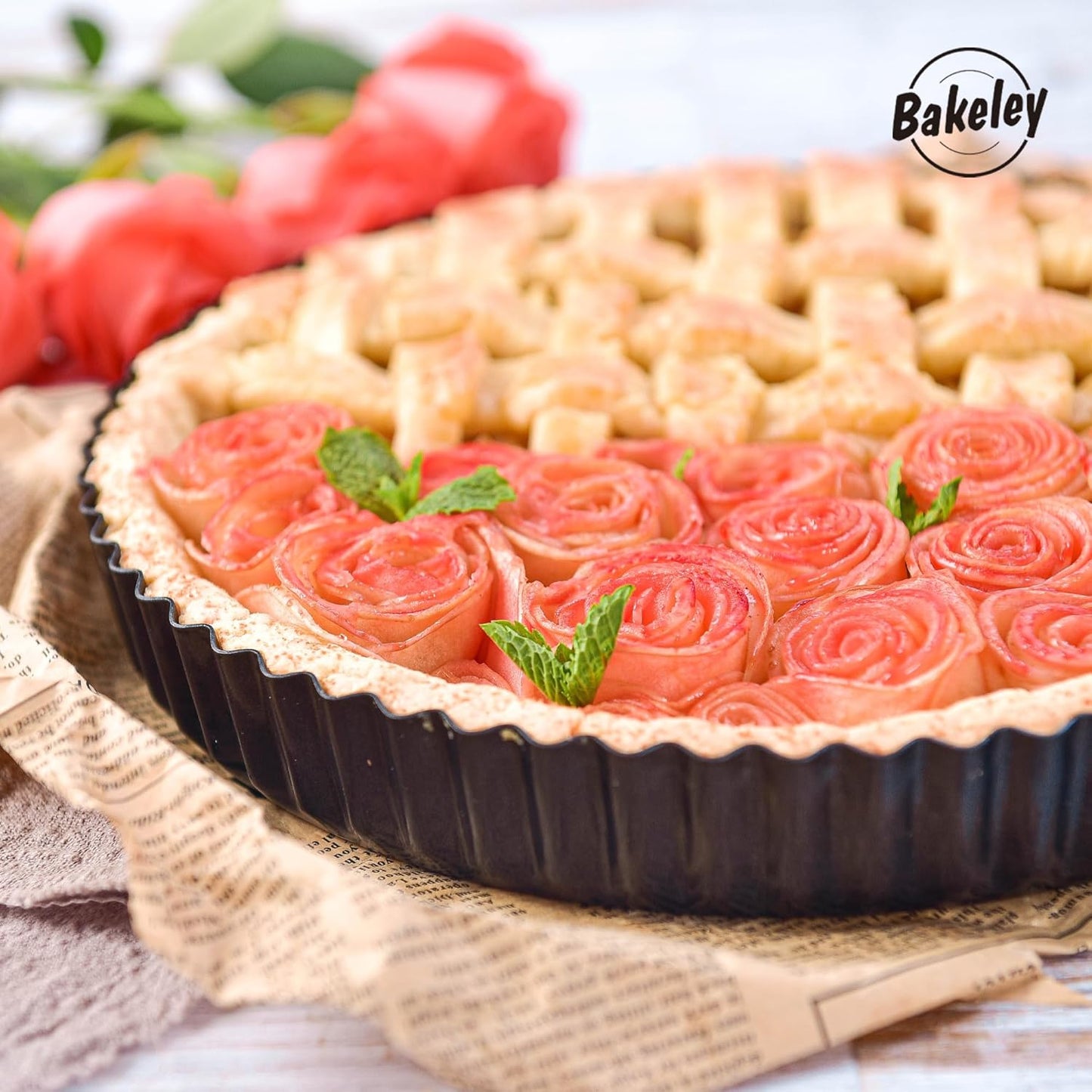 10-Inch Round Tart Pan with Loose Removable Bottom, Non-Stick Carbon Steel Quiche Pan for Oven Baking (Black)