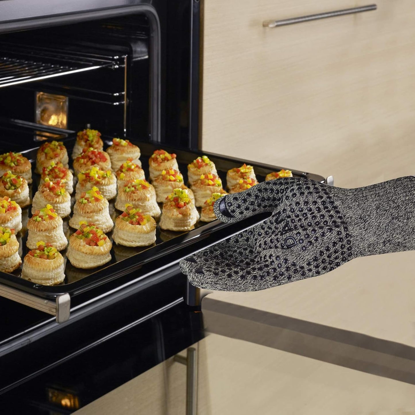 BBQ Grill Gloves, 1472℉ Heat Resistant Oven Gloves, High Temp Resistance Fireproof Glove, Kitchen Hotproof Cooking Mitts for Grilling, Smoking, Baking, Frying